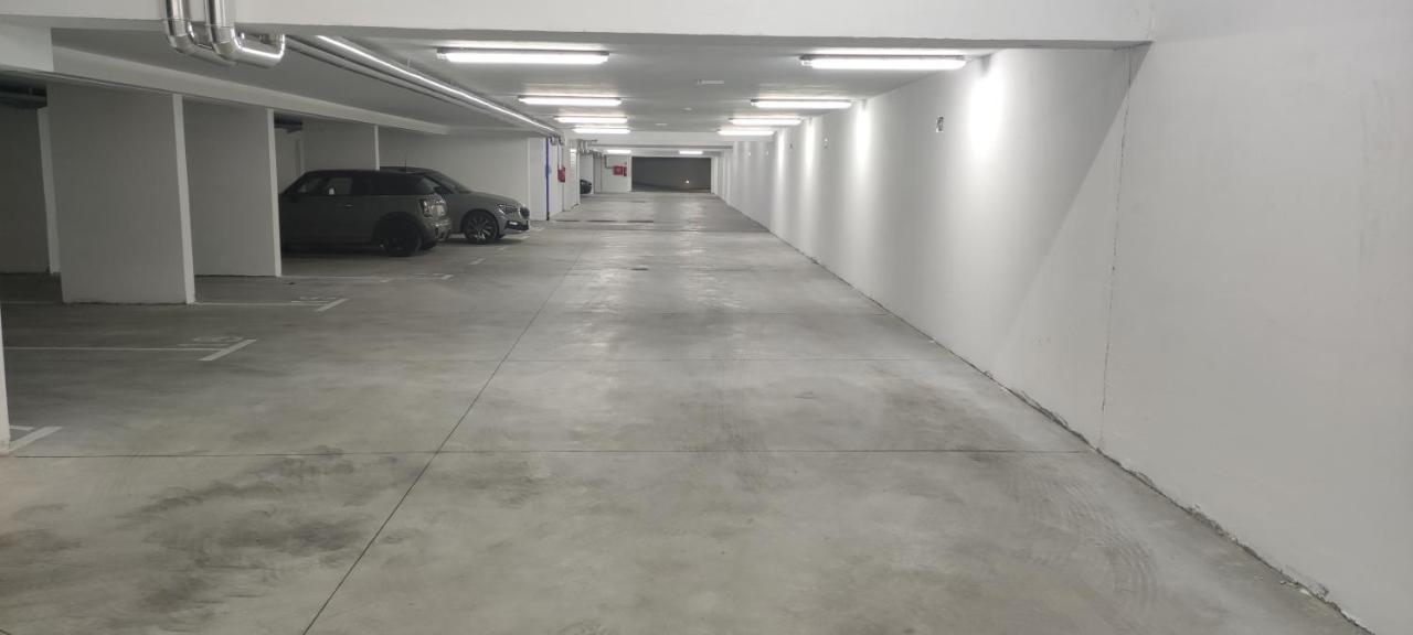 Aurelia'S Charming Place With Garage Parking Zagreb Eksteriør billede